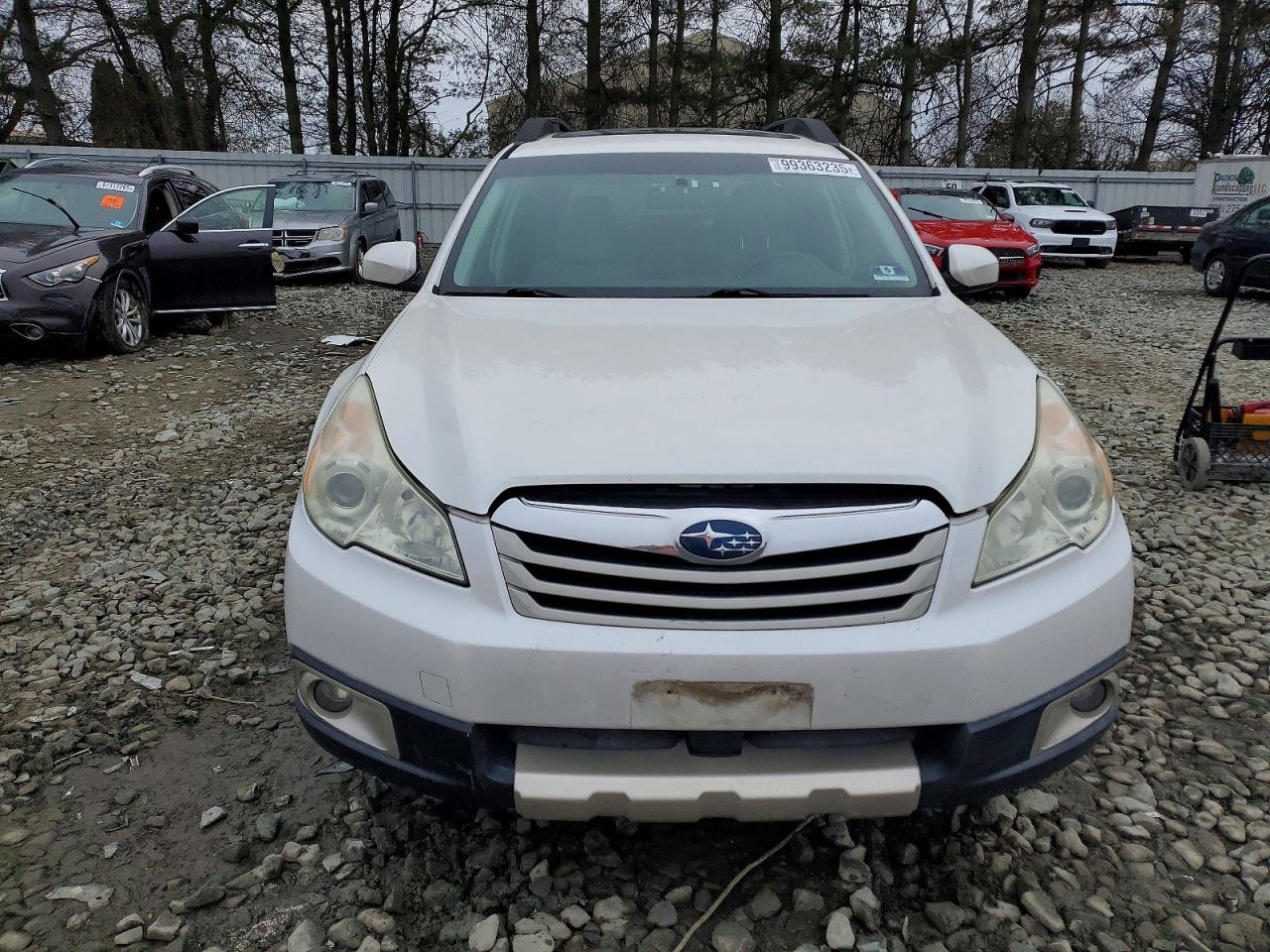 2011 SUBARU OUTBACK 3.6R LIMITED photo 5