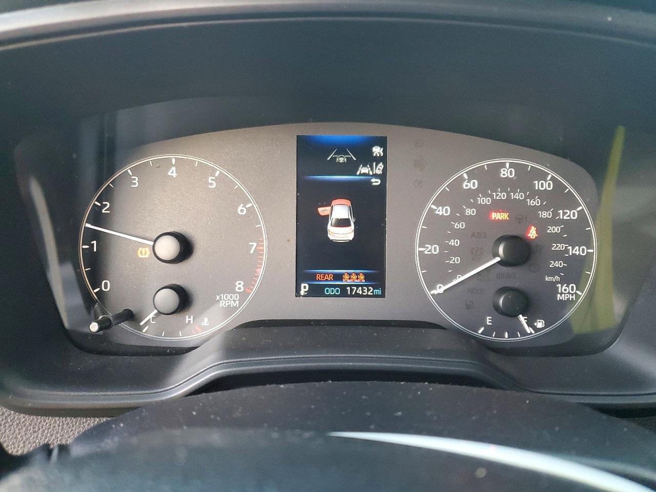 2024 TOYOTA COROLLA LE photo 9