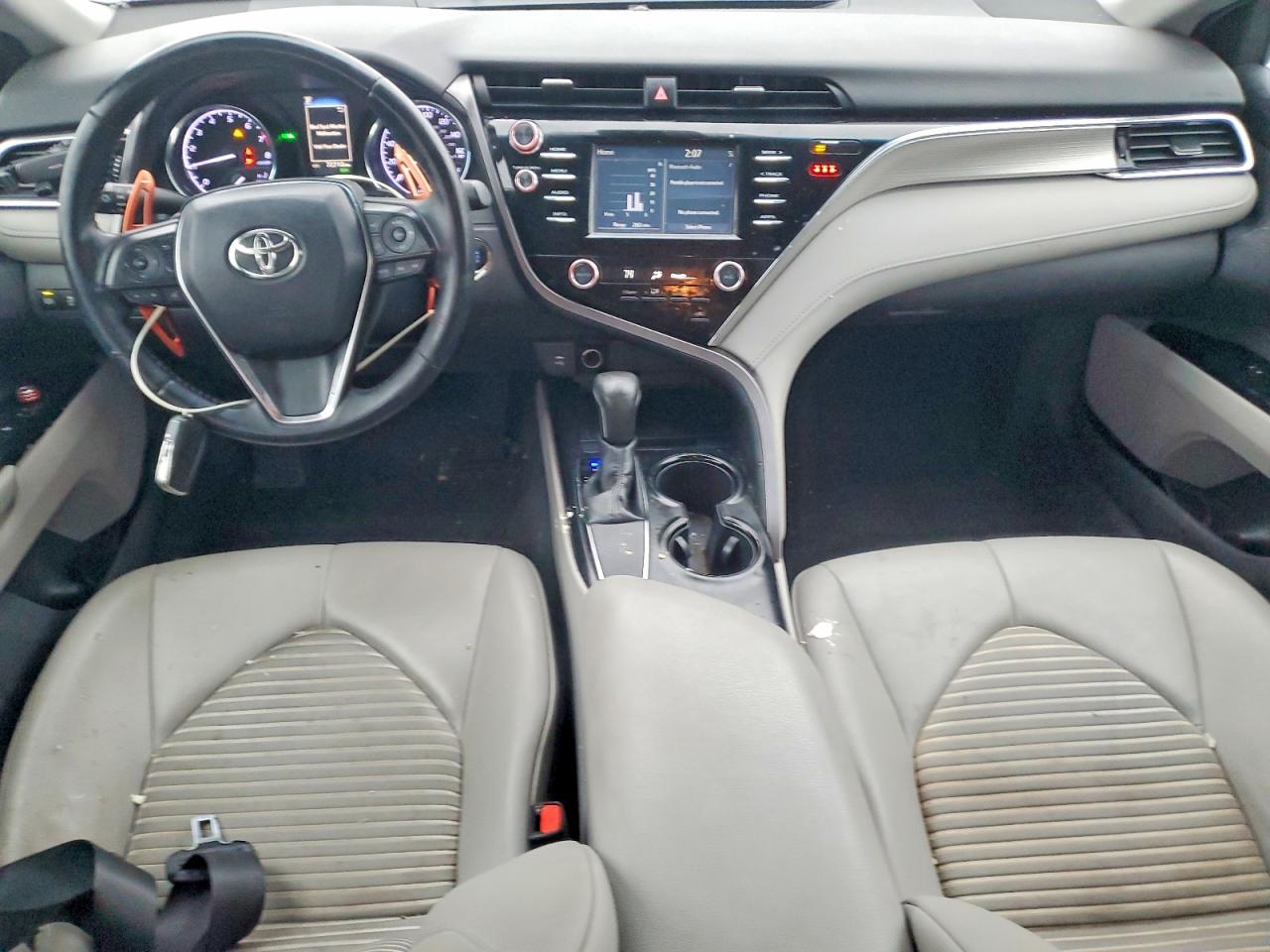 2018 TOYOTA CAMRY L photo 15