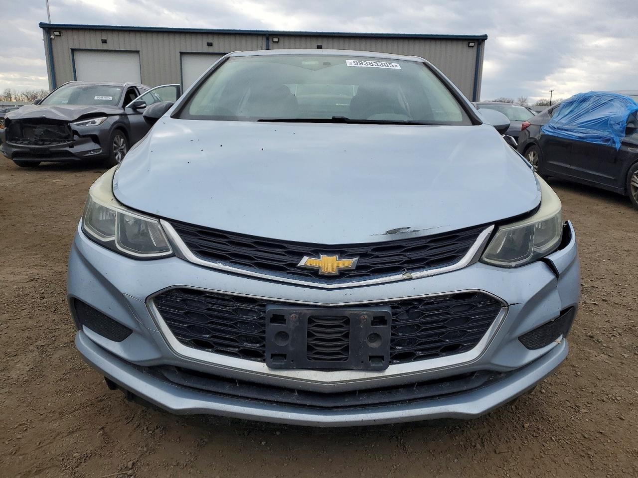 2017 CHEVROLET CRUZE LS photo 5