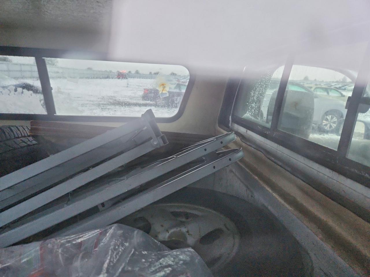 2004 TOYOTA TACOMA photo 19