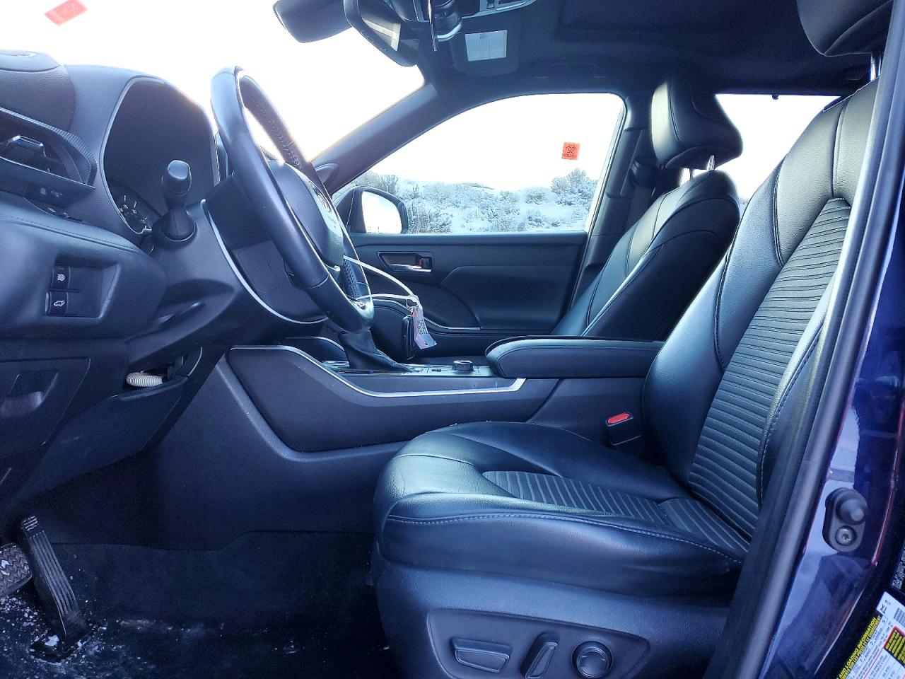 2021 TOYOTA HIGHLANDER XSE photo 7