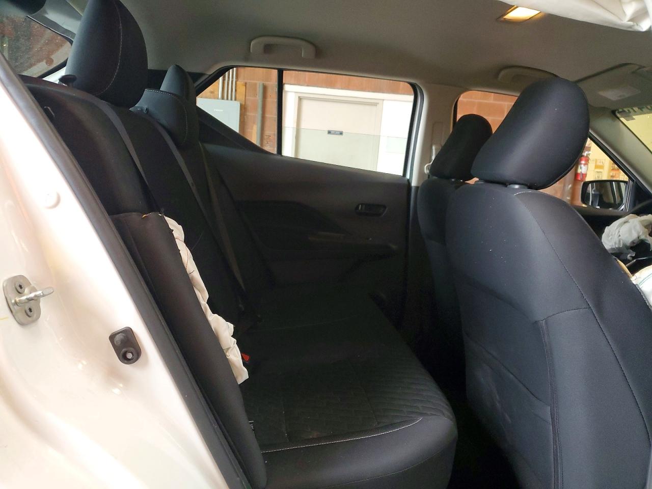 2021 NISSAN KICKS S photo 10