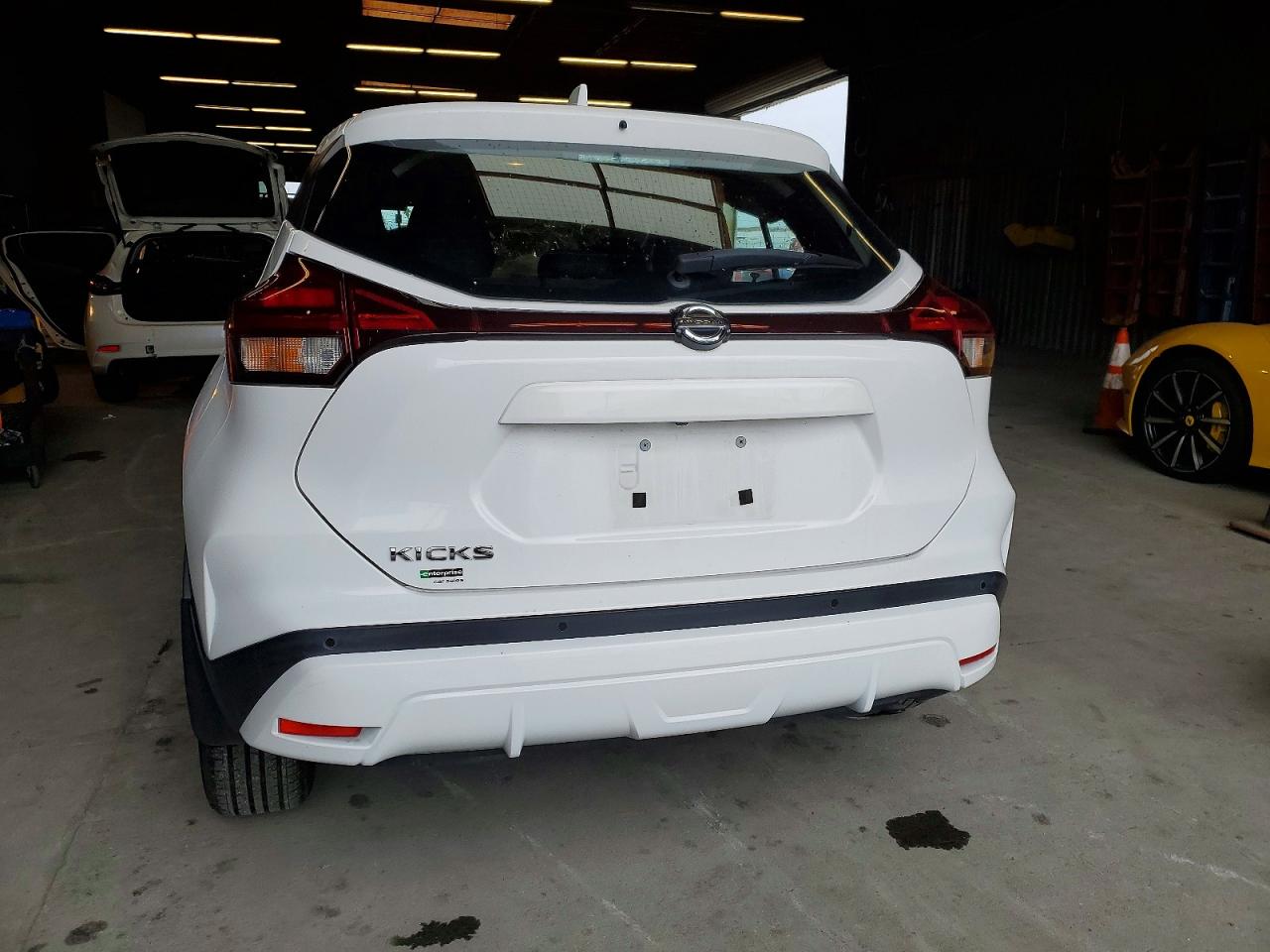 2021 NISSAN KICKS S photo 6