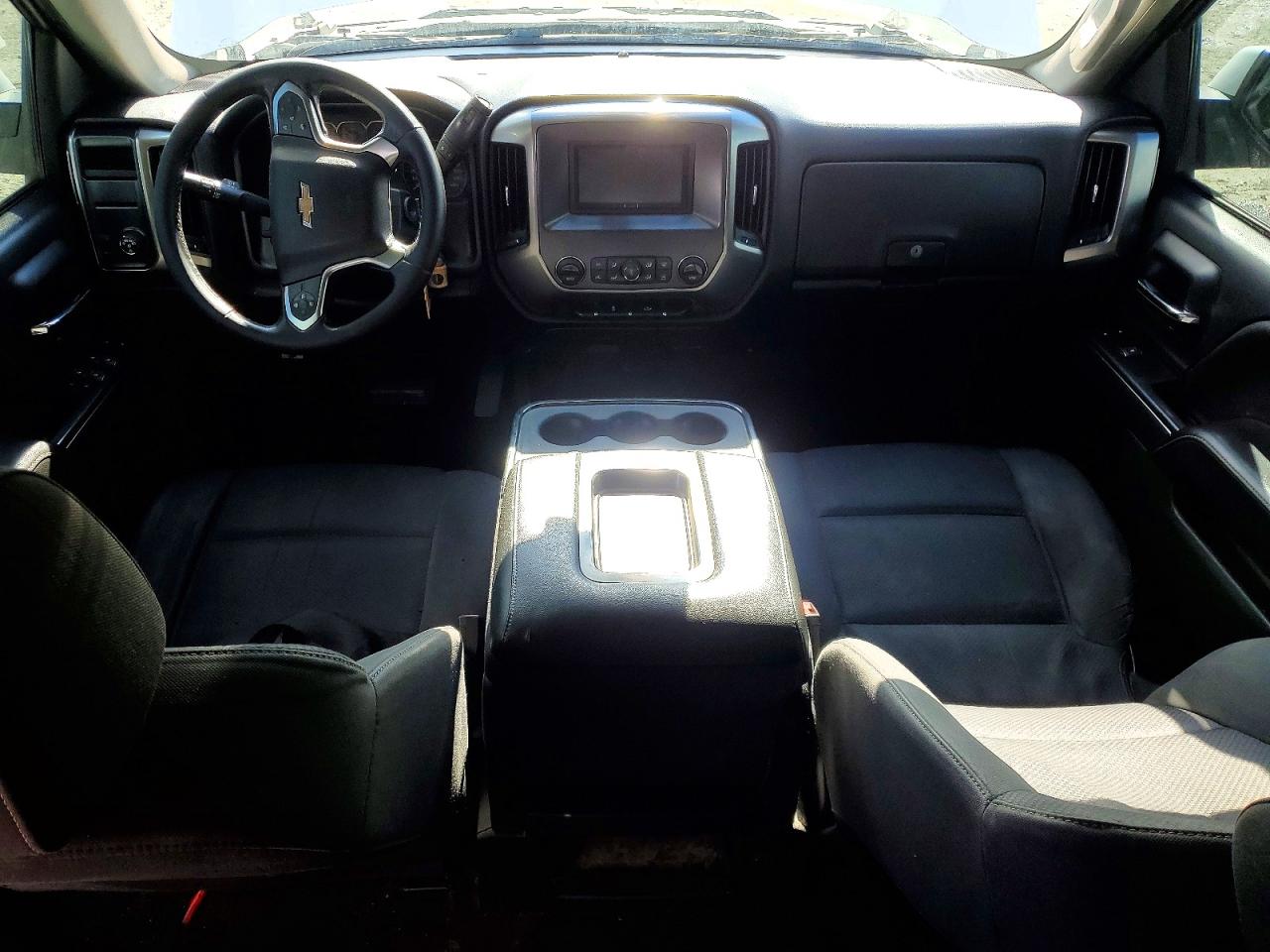 2018 CHEVROLET SILVERADO C1500 LT photo 8