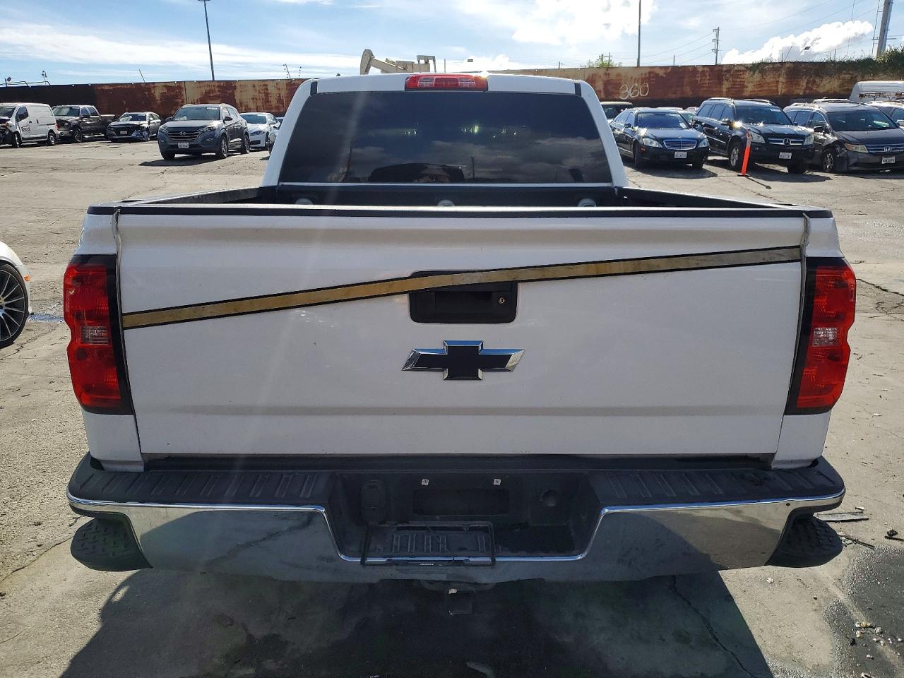 2018 CHEVROLET SILVERADO C1500 LT photo 6