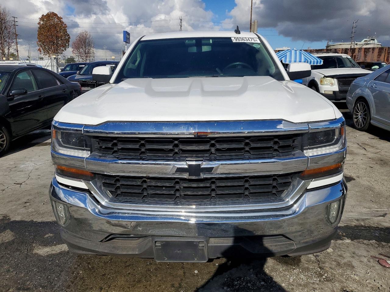 2018 CHEVROLET SILVERADO C1500 LT photo 5