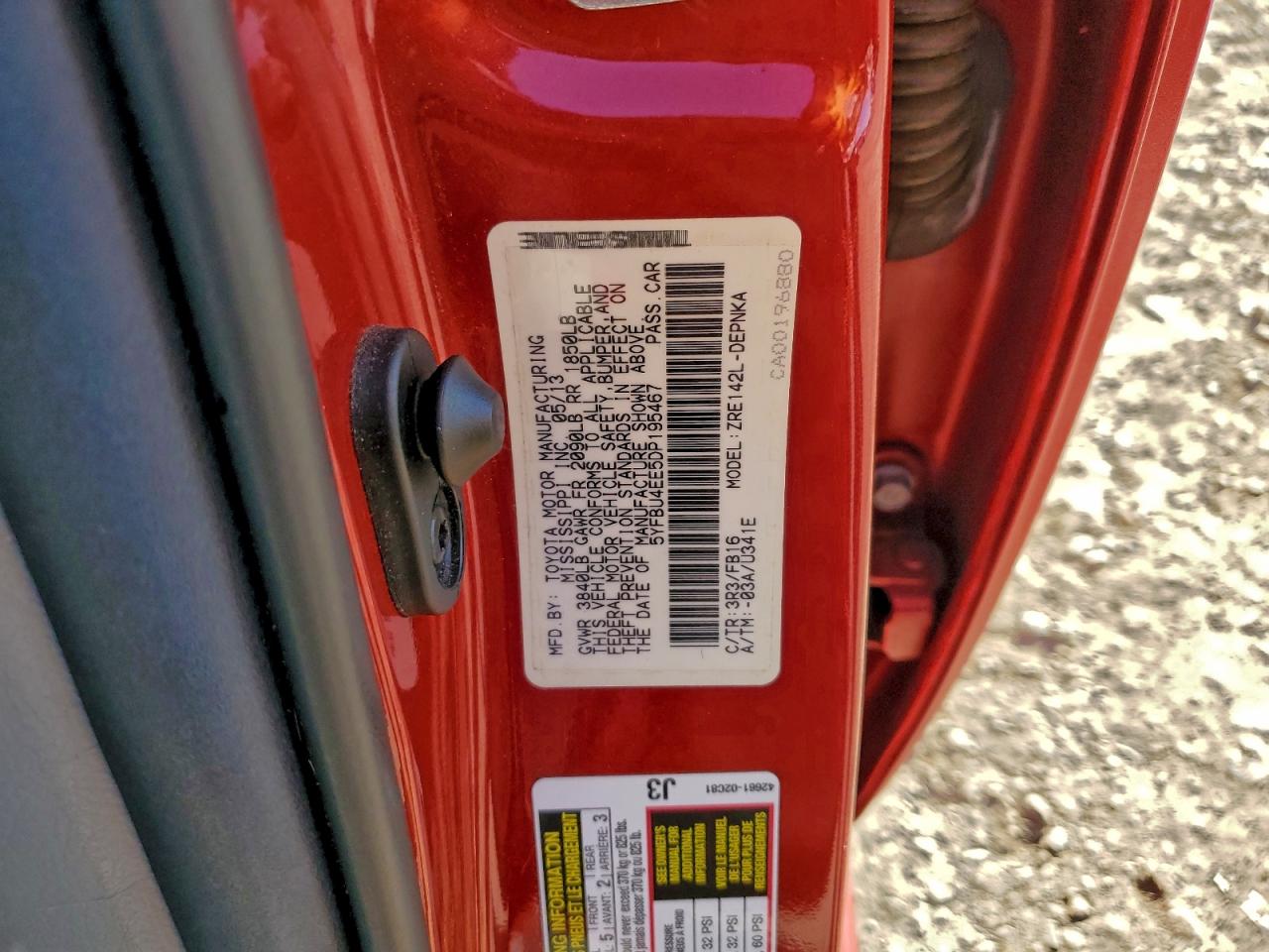 2013 TOYOTA COROLLA BASE photo 12