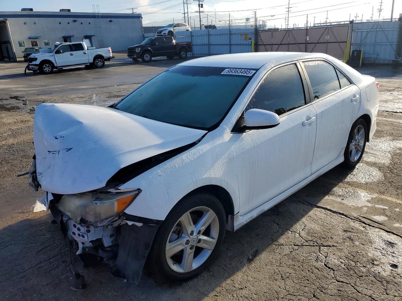 2014 TOYOTA CAMRY