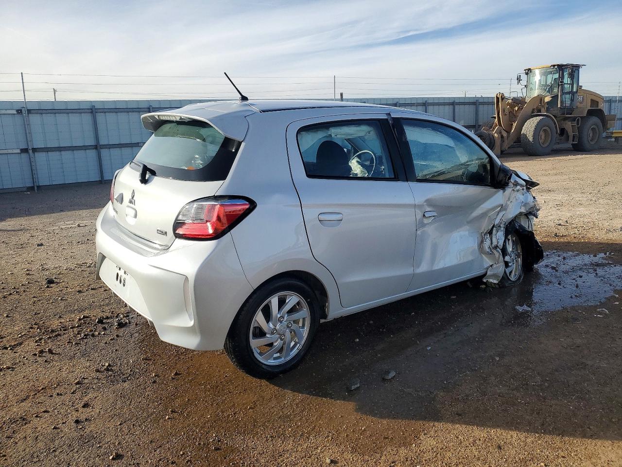 2024 MITSUBISHI MIRAGE ES photo 3