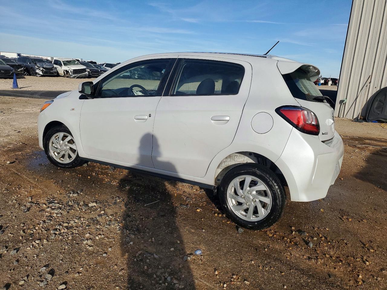 2024 MITSUBISHI MIRAGE ES photo 2