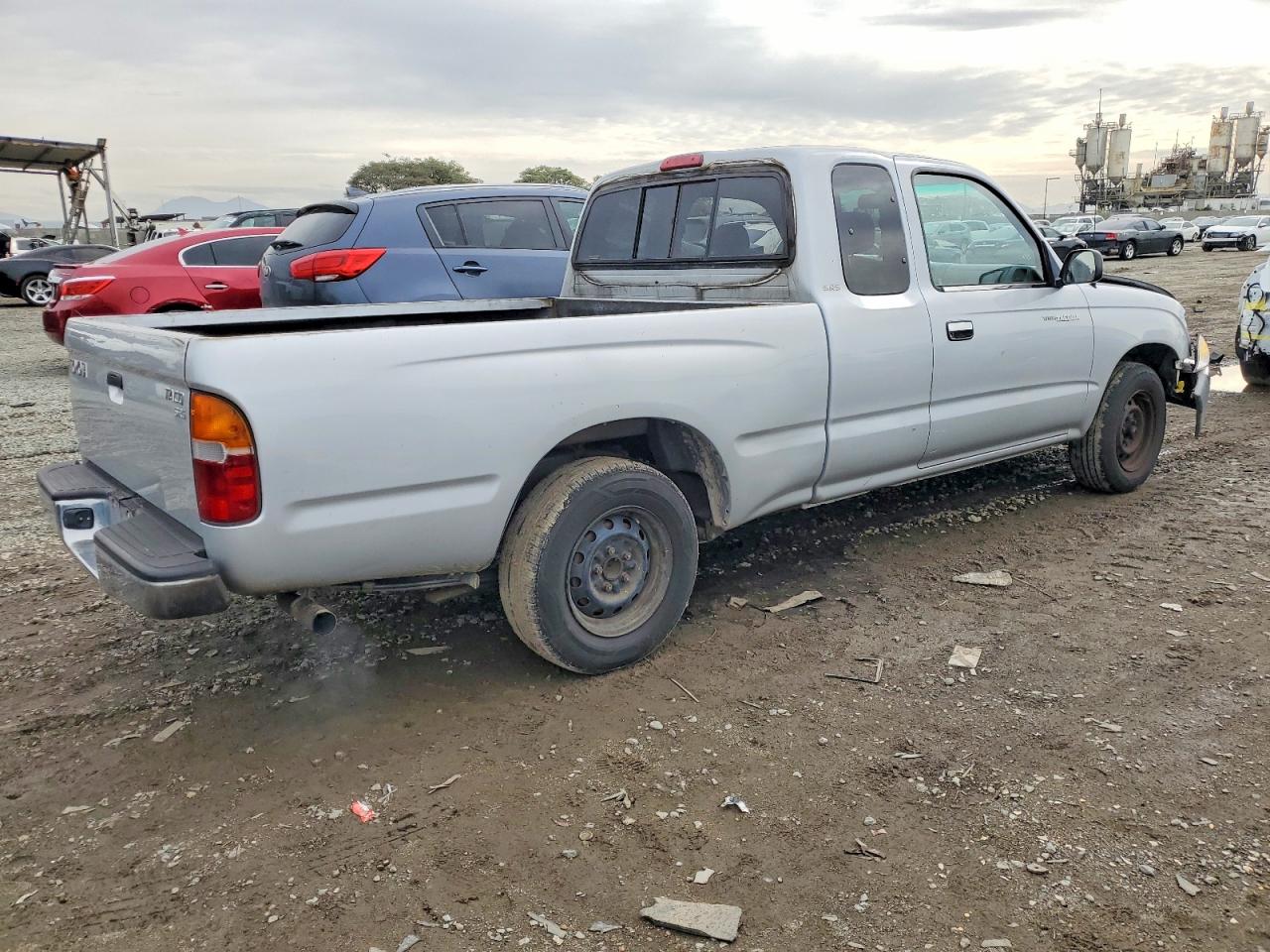 1999 TOYOTA TACOMA XTRACAB photo 3
