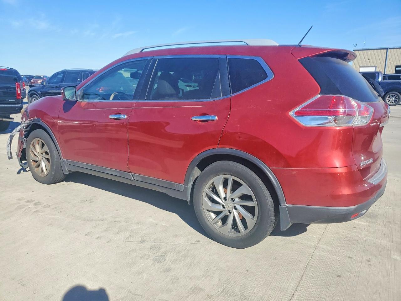 2014 NISSAN ROGUE S photo 2