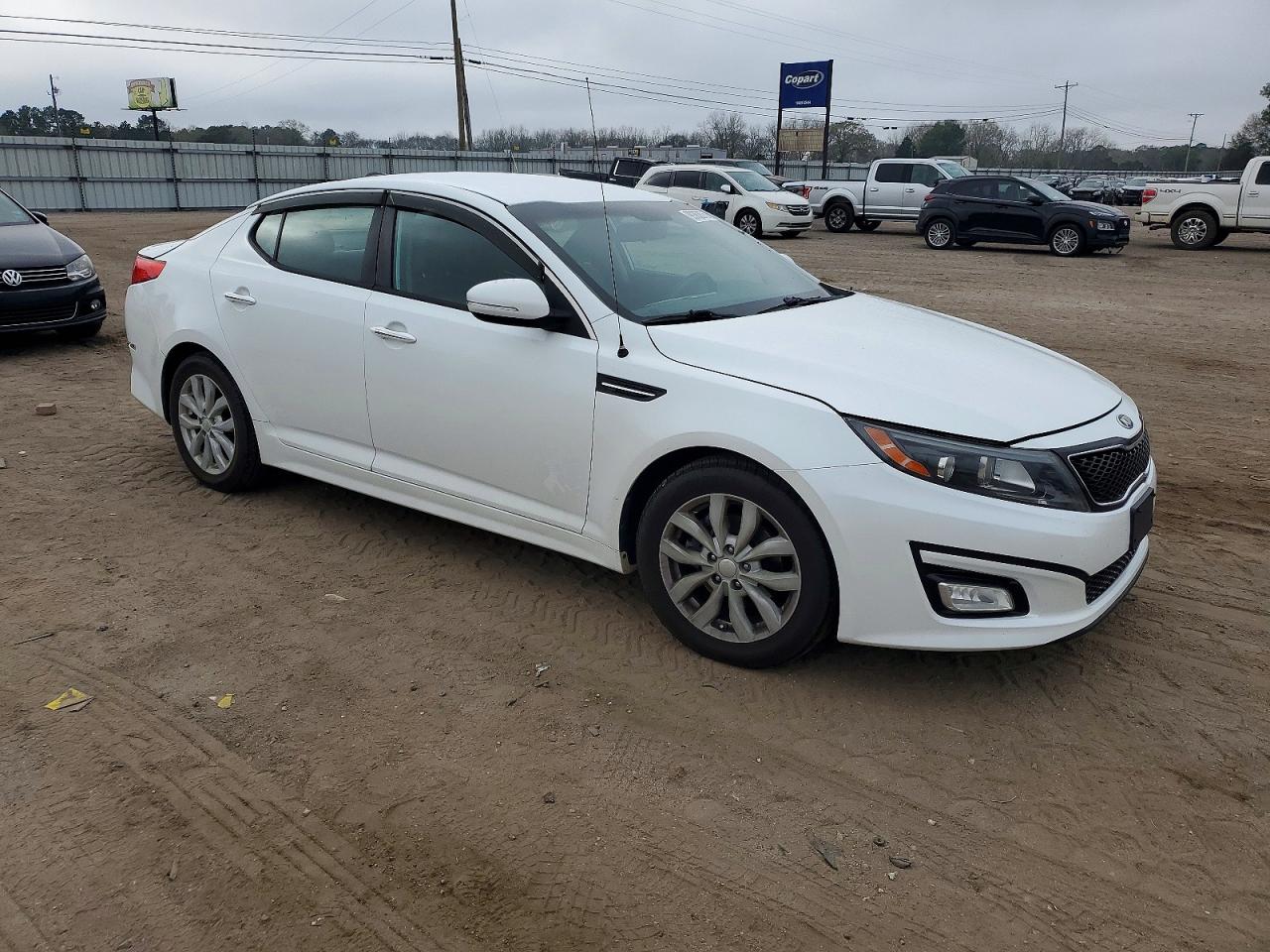 2015 KIA OPTIMA LX photo 4
