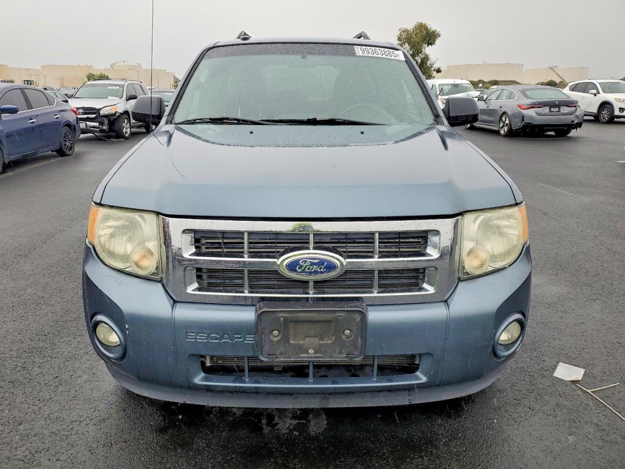 2010 FORD ESCAPE XLT photo 5