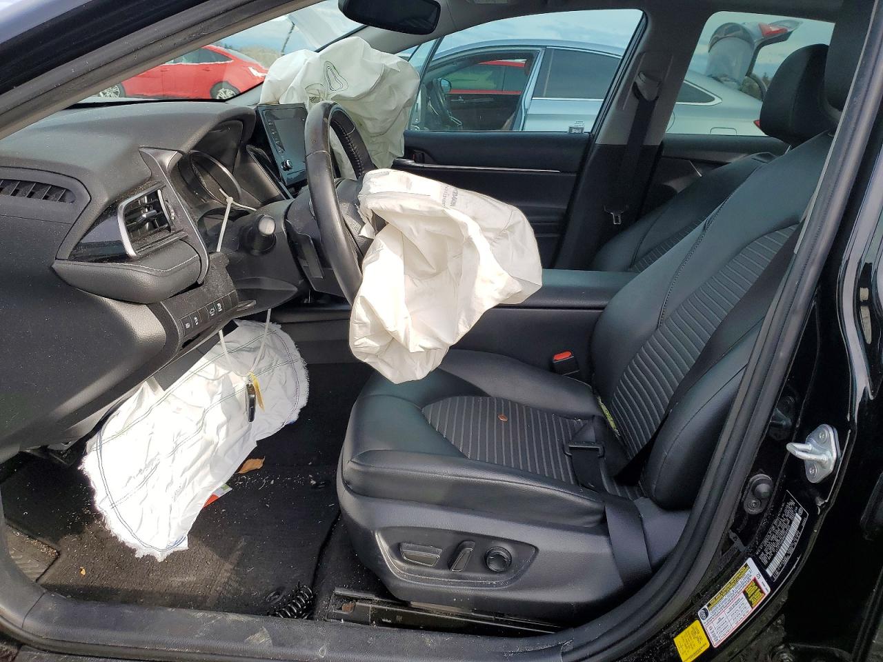 2021 TOYOTA CAMRY SE photo 7