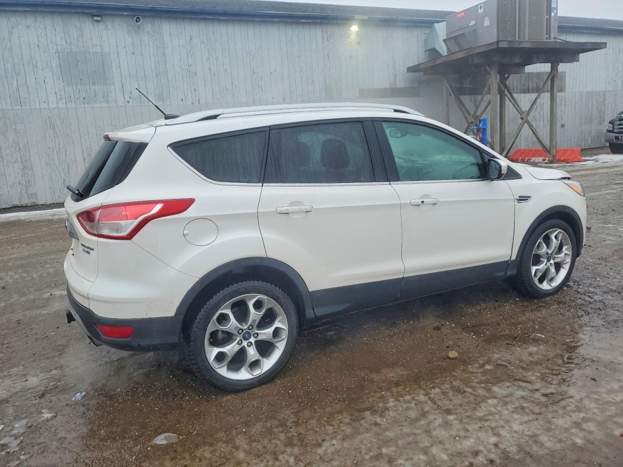 2016 FORD ESCAPE TITANIUM photo 3