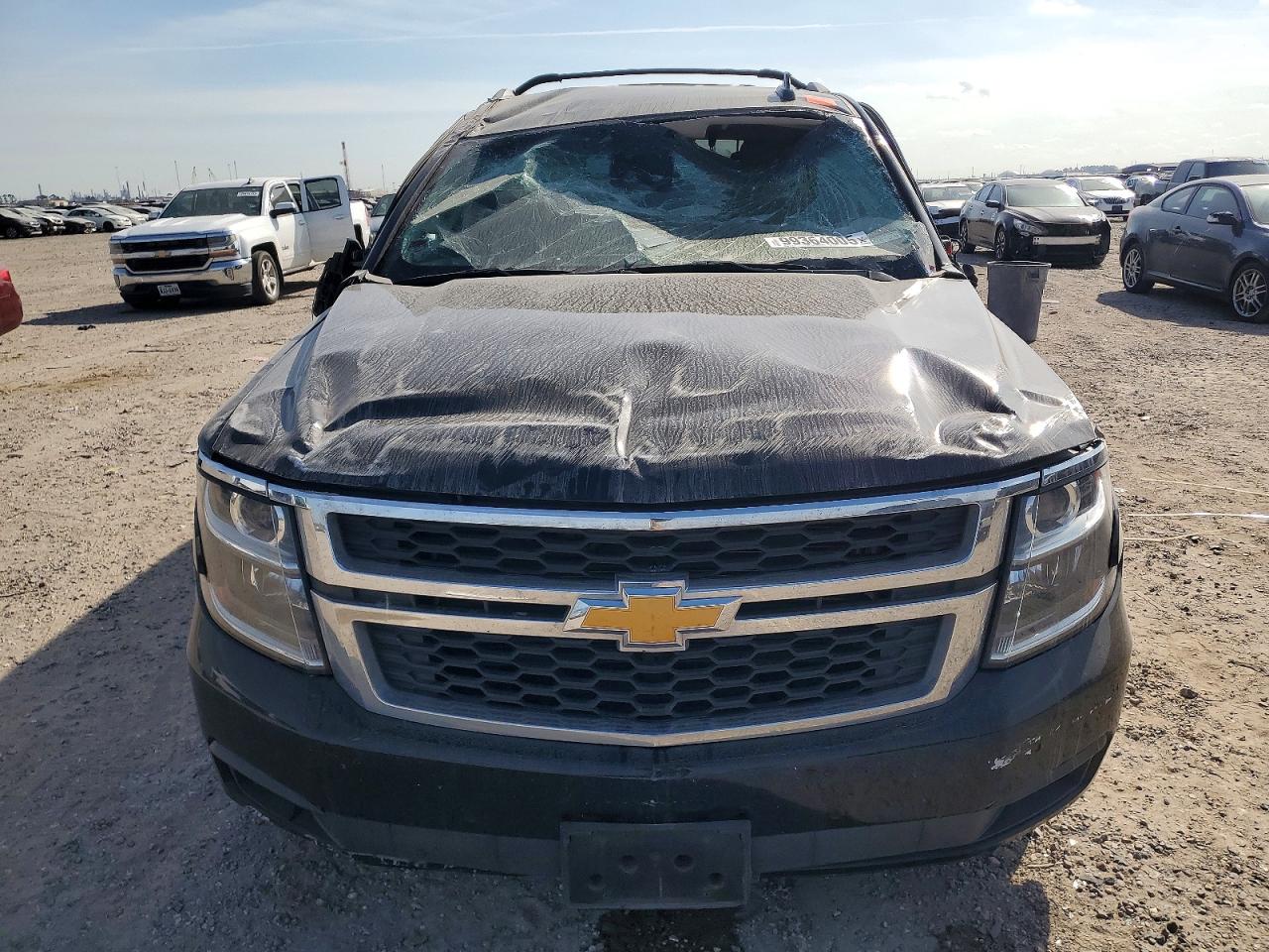 2017 CHEVROLET TAHOE C1500 LT photo 5