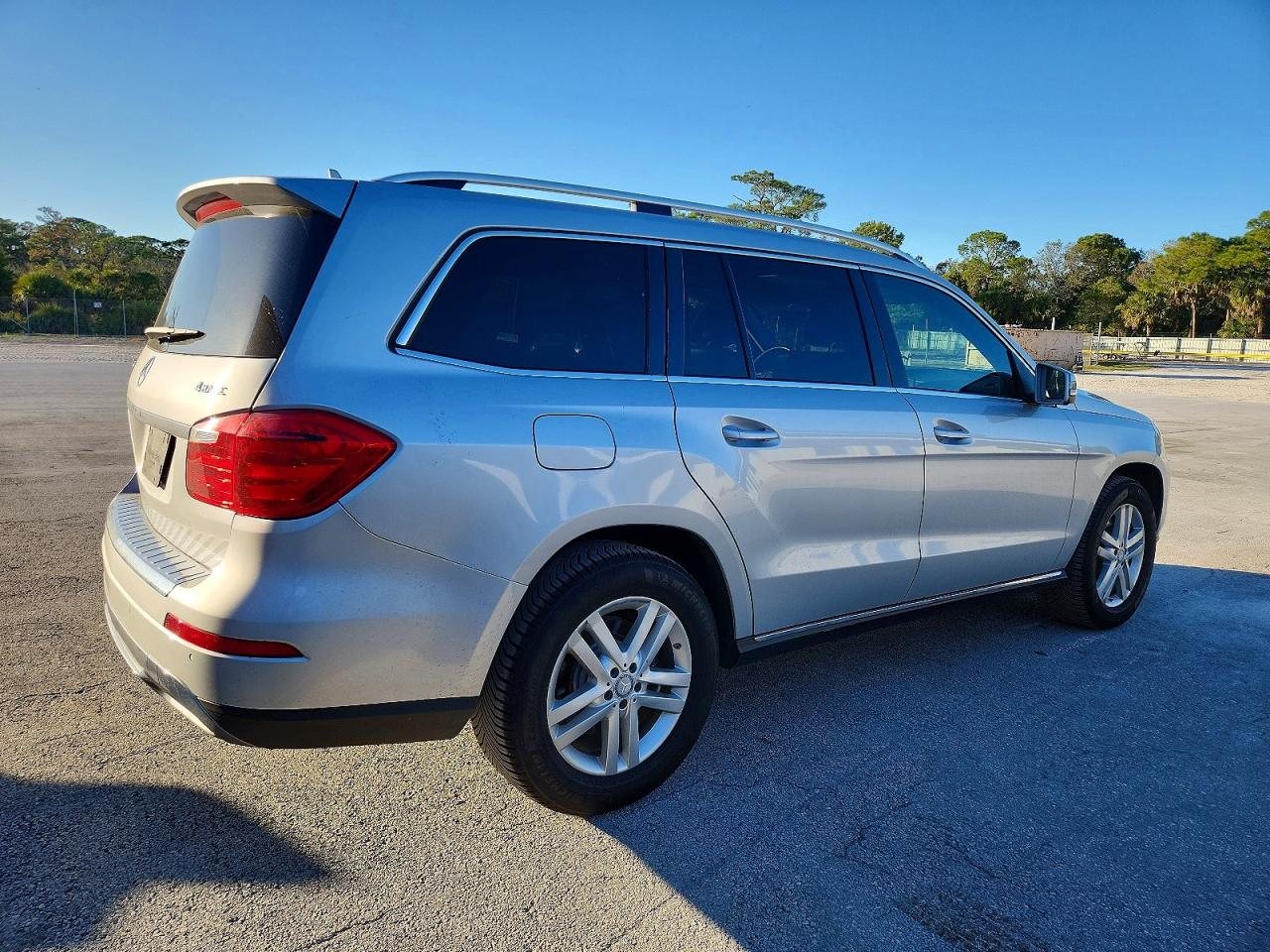 2014 MERCEDES-BENZ GL 450 4MATIC photo 3