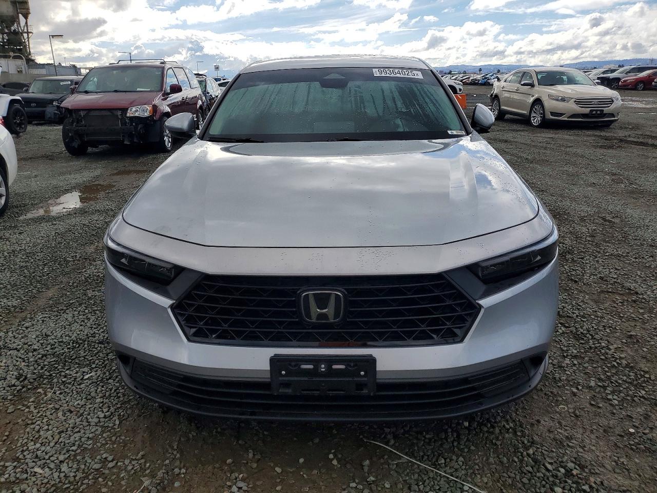 2024 HONDA ACCORD LX photo 5