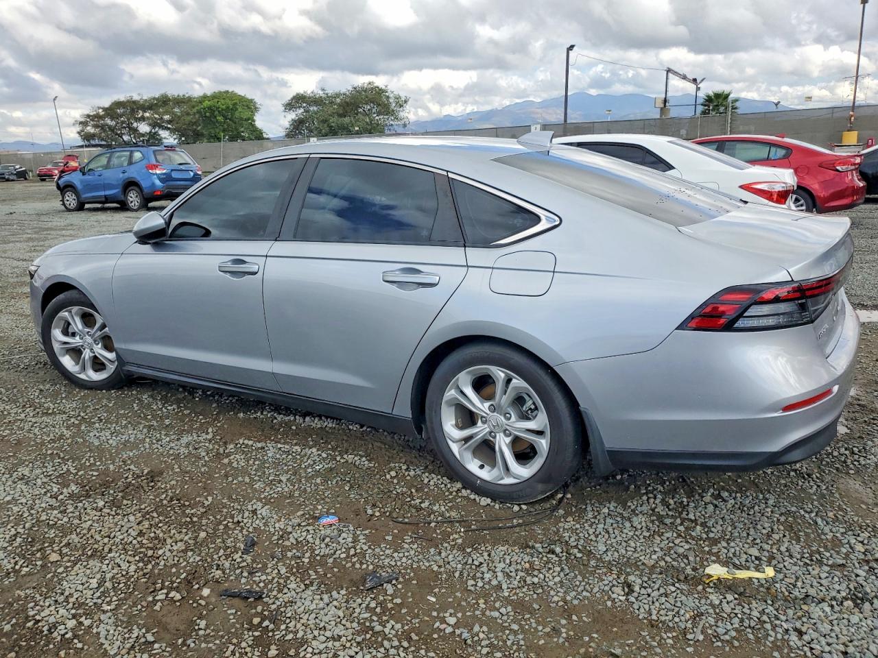 2024 HONDA ACCORD LX photo 2