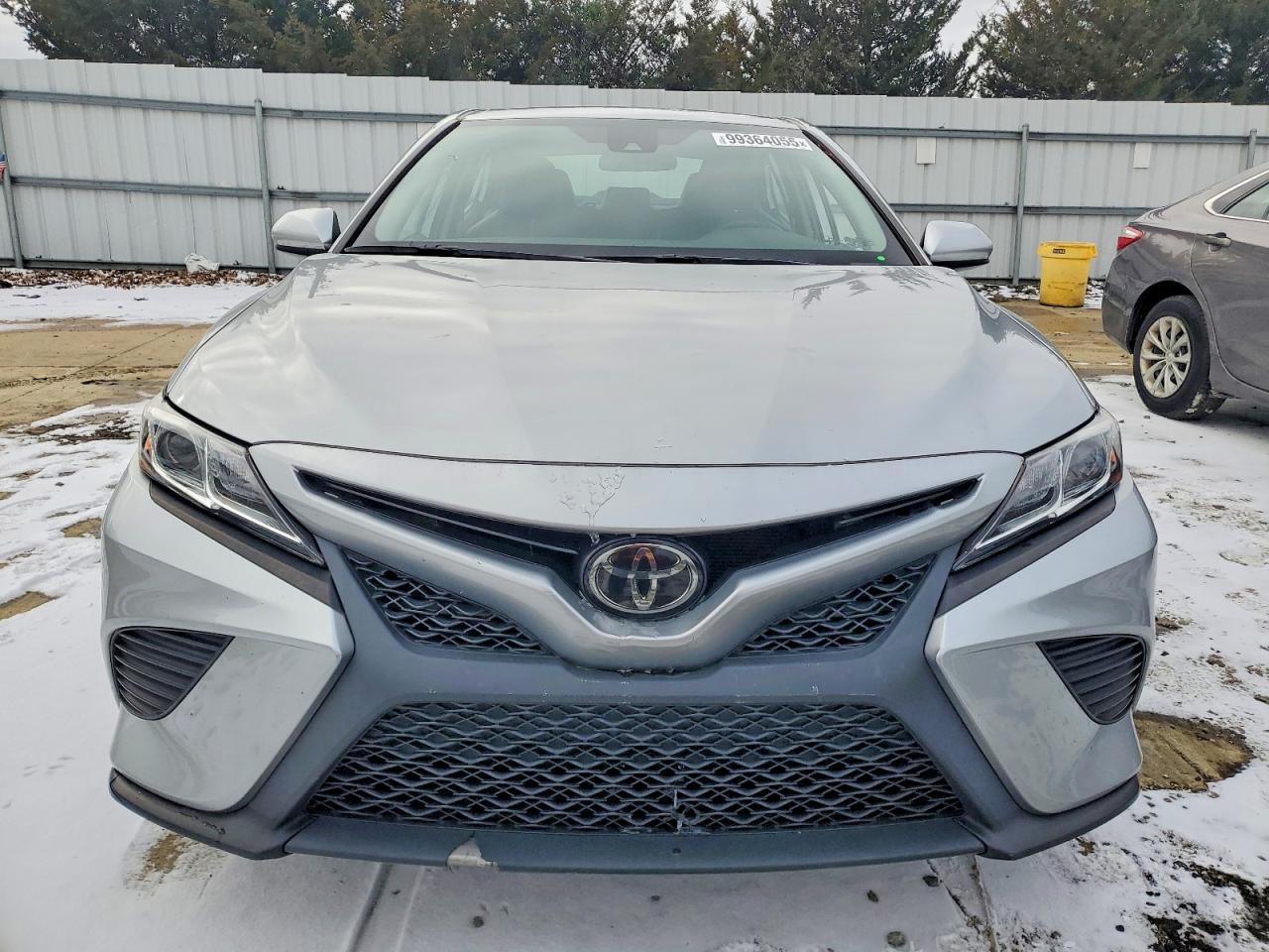 2020 TOYOTA CAMRY SE photo 5