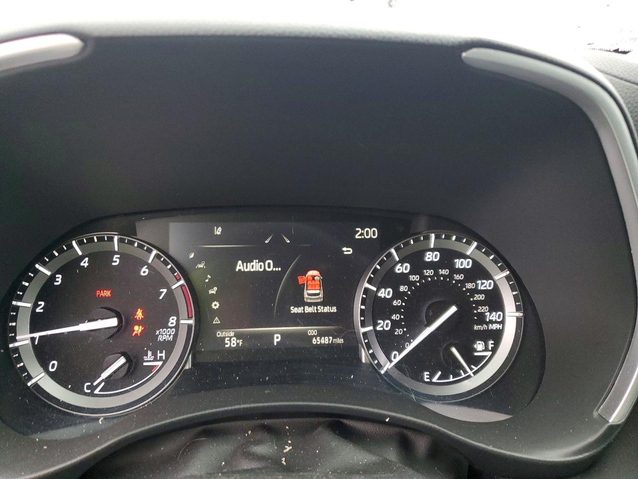 2021 TOYOTA HIGHLANDER XLE photo 9