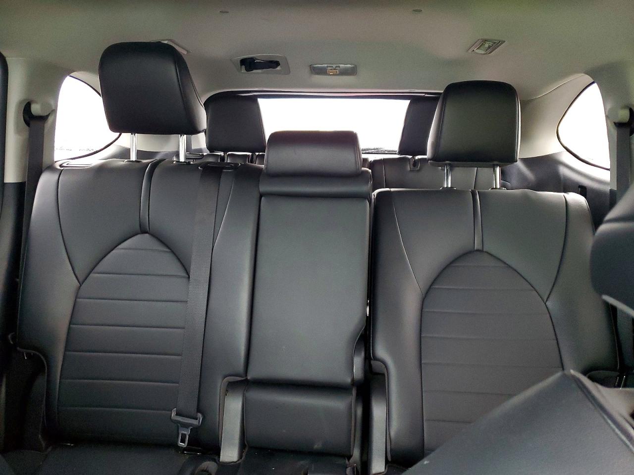 2021 TOYOTA HIGHLANDER XLE photo 10
