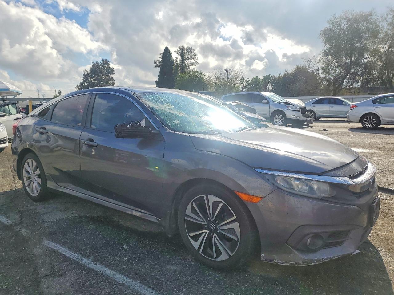 2016 HONDA CIVIC EX photo 4