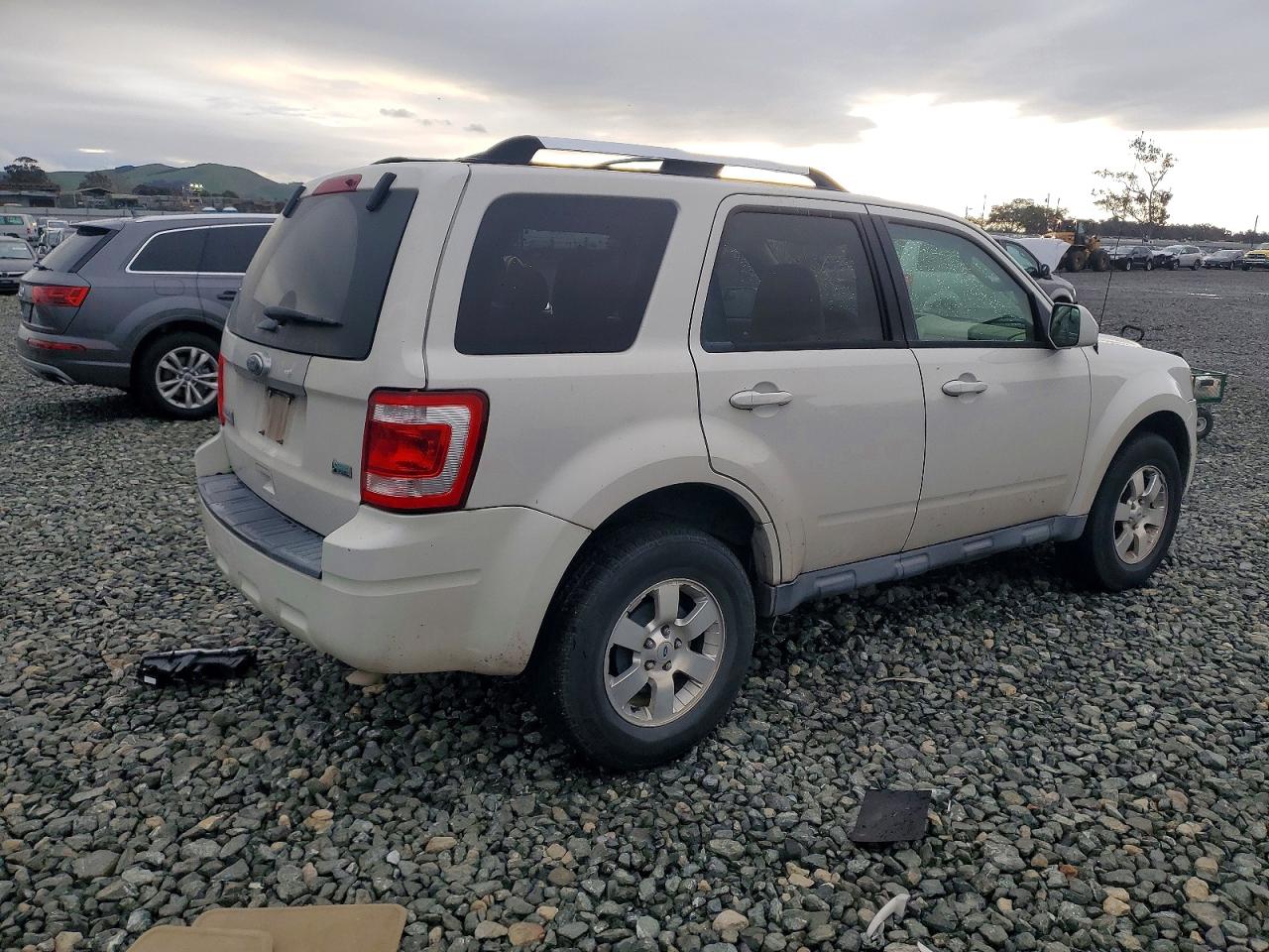 2012 FORD ESCAPE LIMITED photo 3