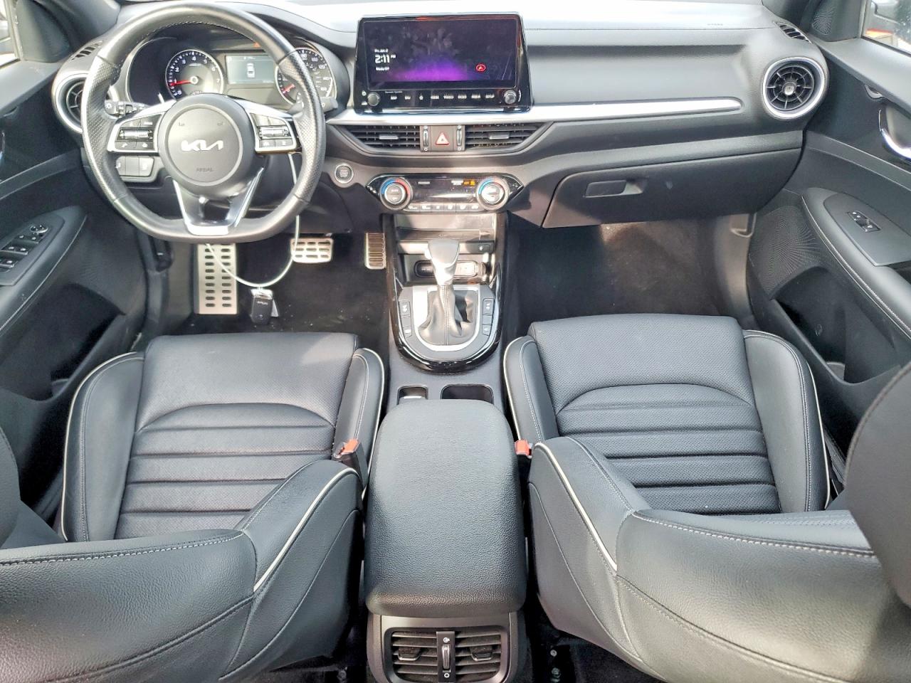 2024 KIA FORTE GT LINE photo 22