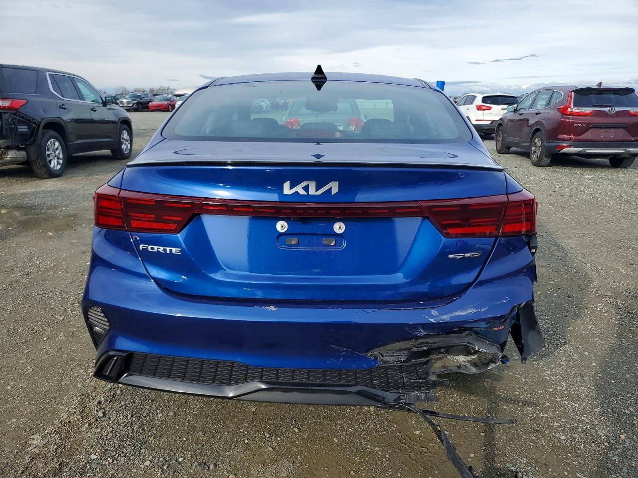2024 KIA FORTE GT LINE photo 16