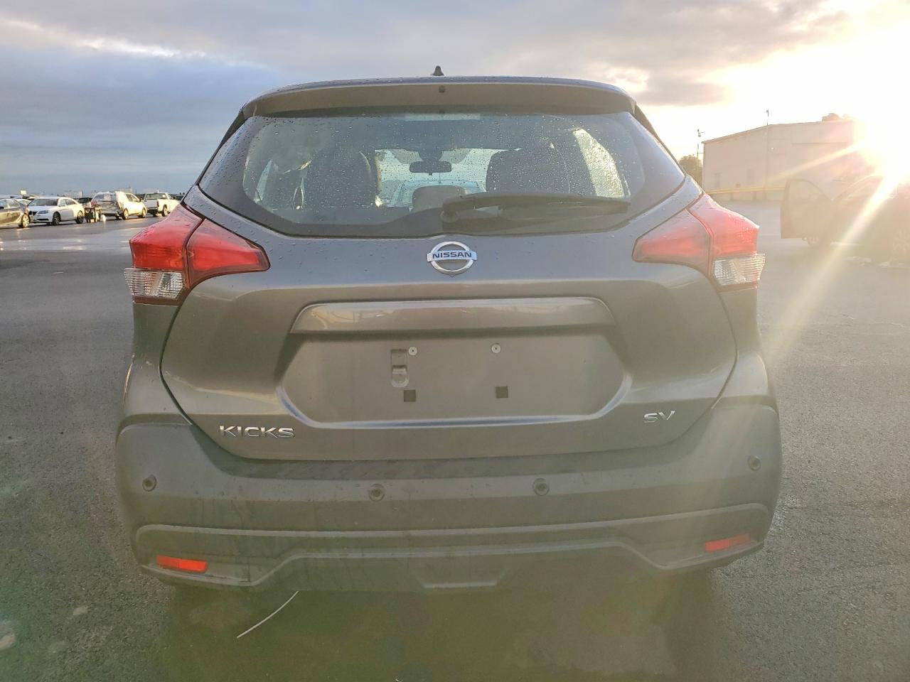 2020 NISSAN KICKS SV photo 6