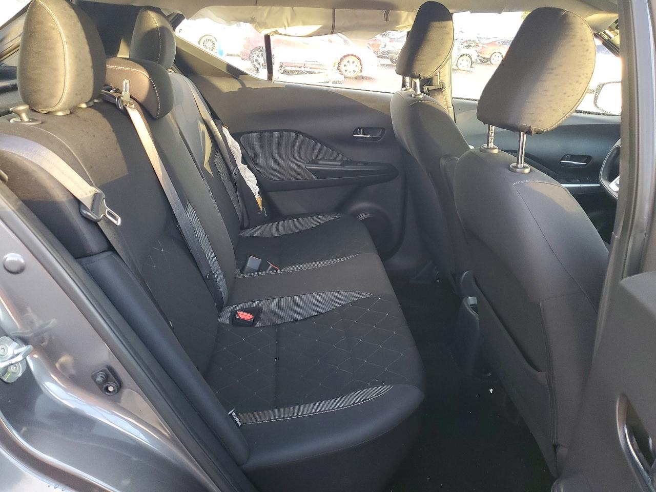 2020 NISSAN KICKS SV photo 10