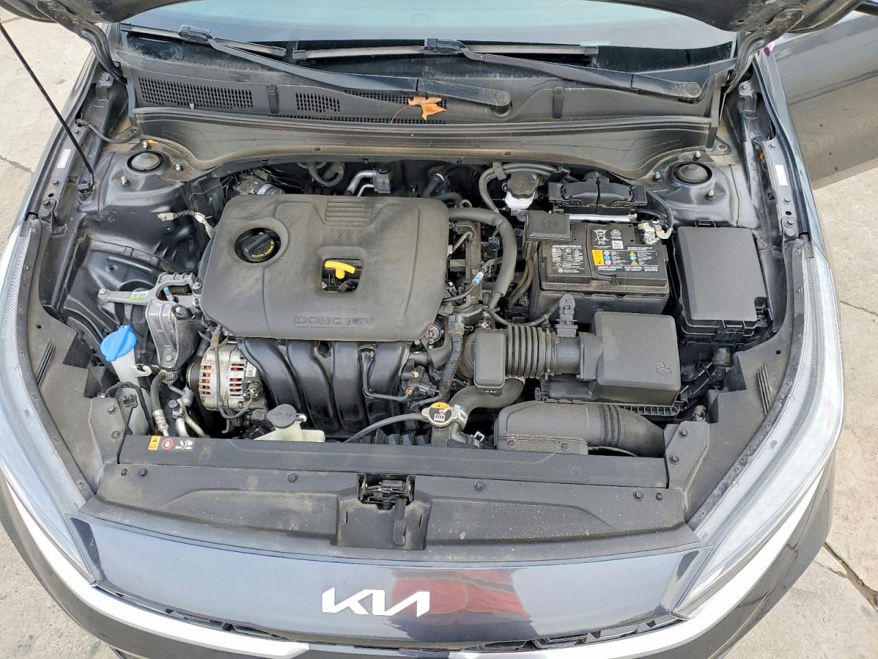 2023 KIA FORTE GT LINE photo 11