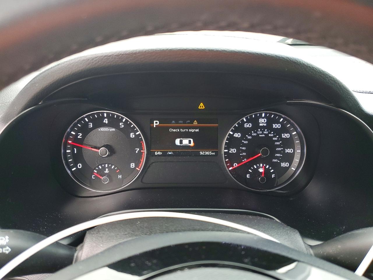 2023 KIA FORTE GT LINE photo 9