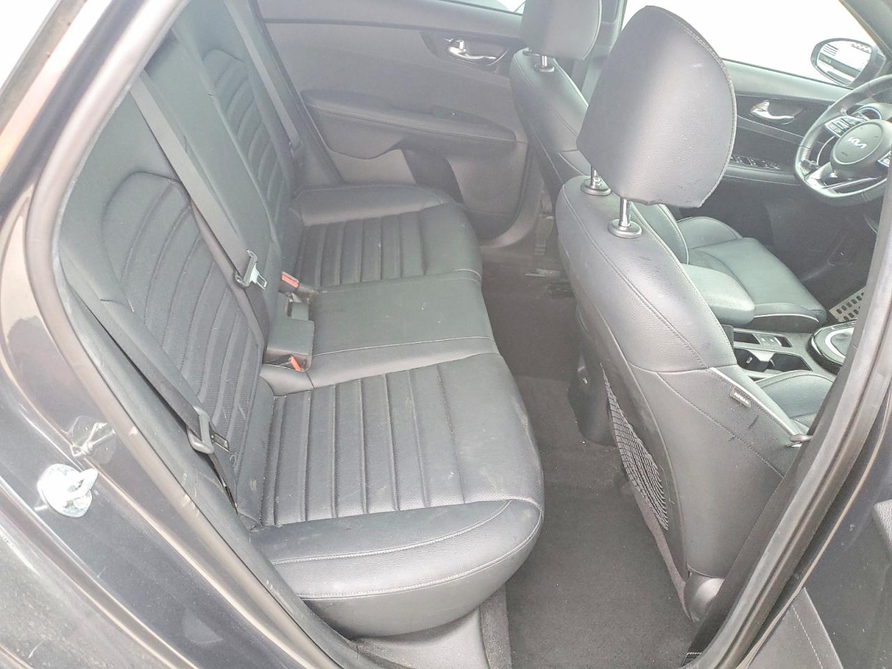 2023 KIA FORTE GT LINE photo 10