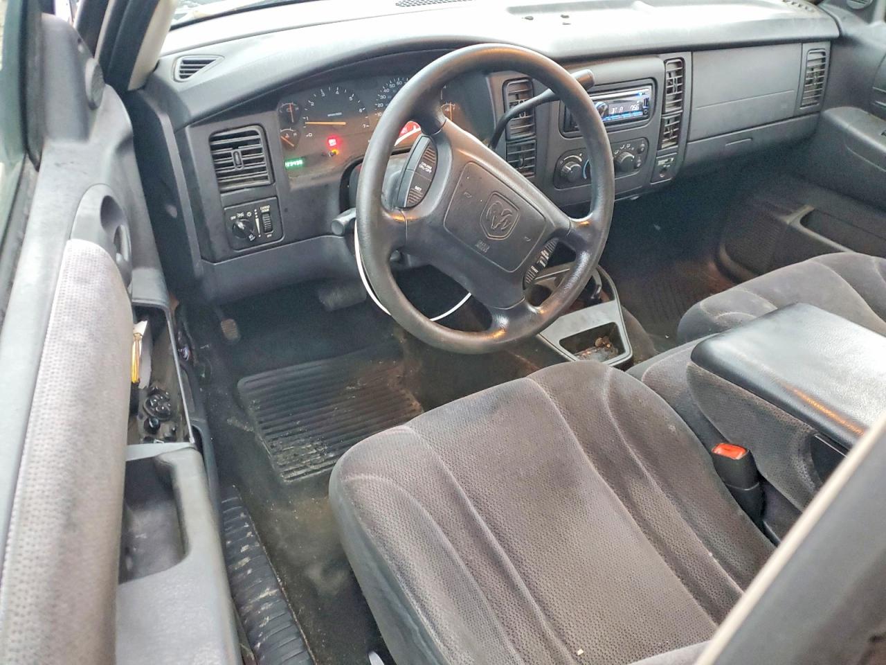 2001 DODGE DAKOTA photo 8