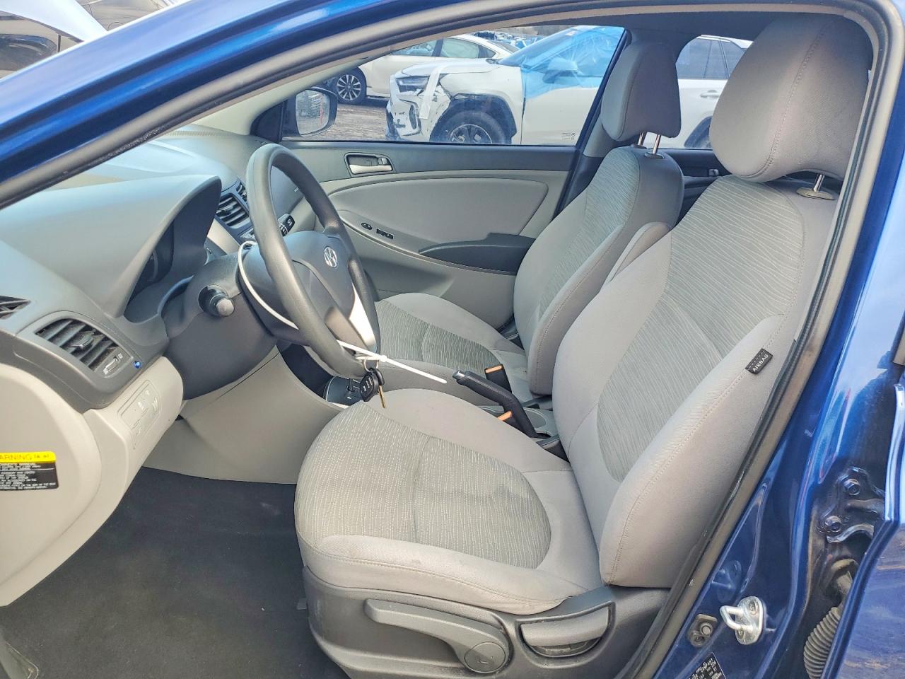 2017 HYUNDAI ACCENT SE photo 7