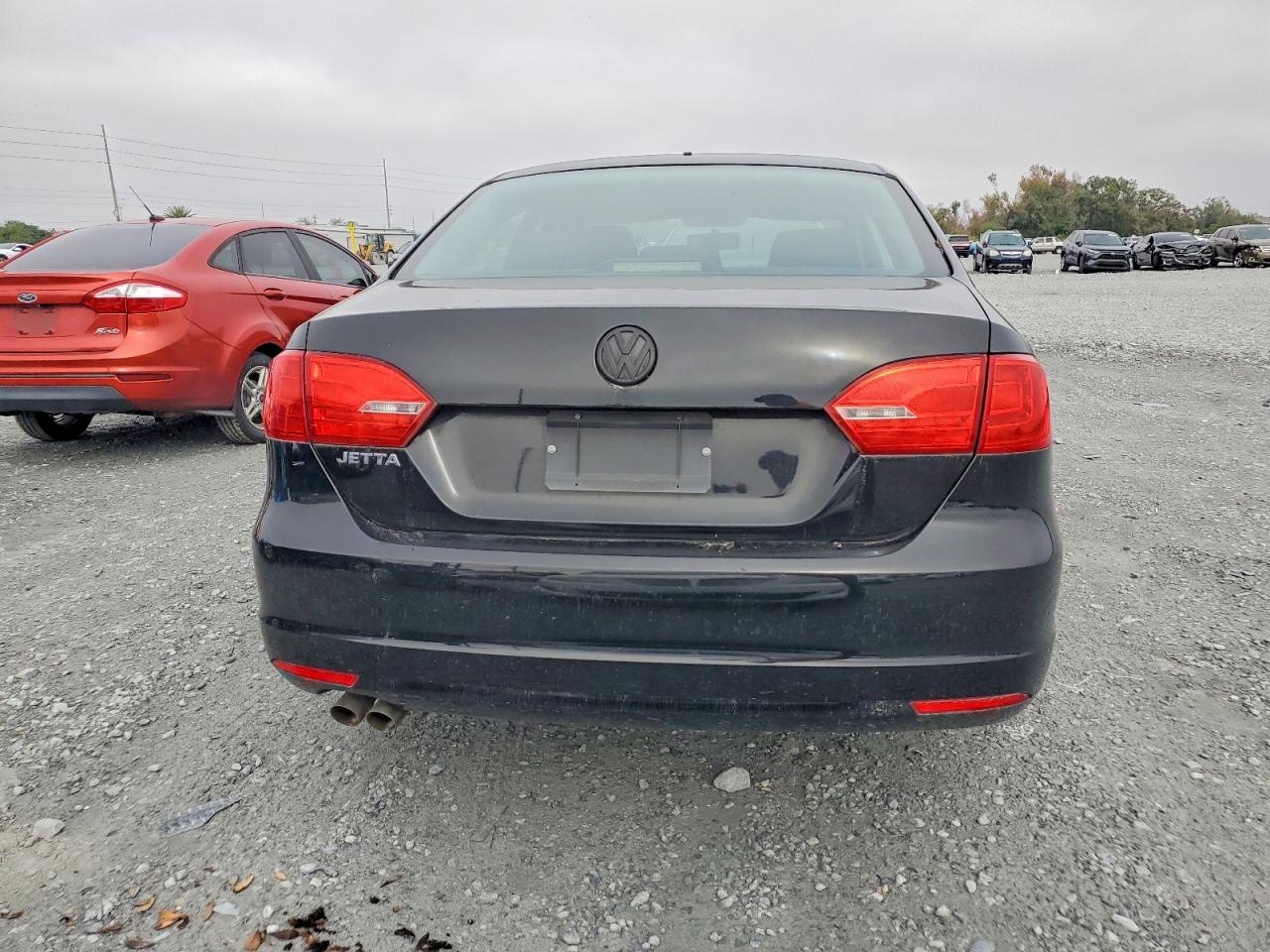 2012 VOLKSWAGEN JETTA BASE photo 6