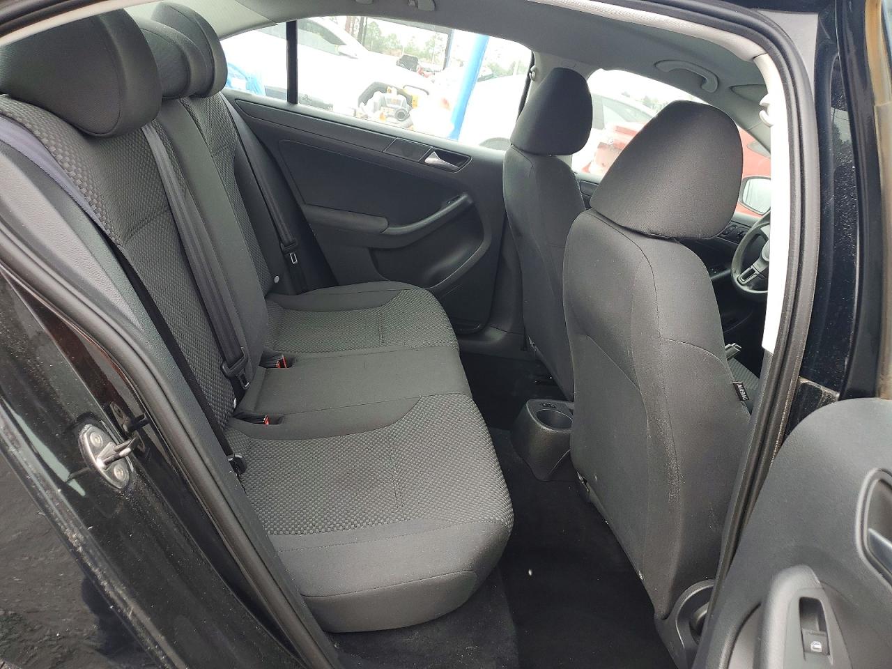 2012 VOLKSWAGEN JETTA BASE photo 10