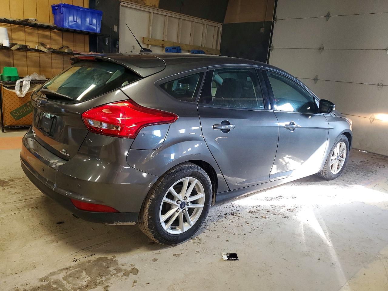 2015 FORD FOCUS SE photo 3