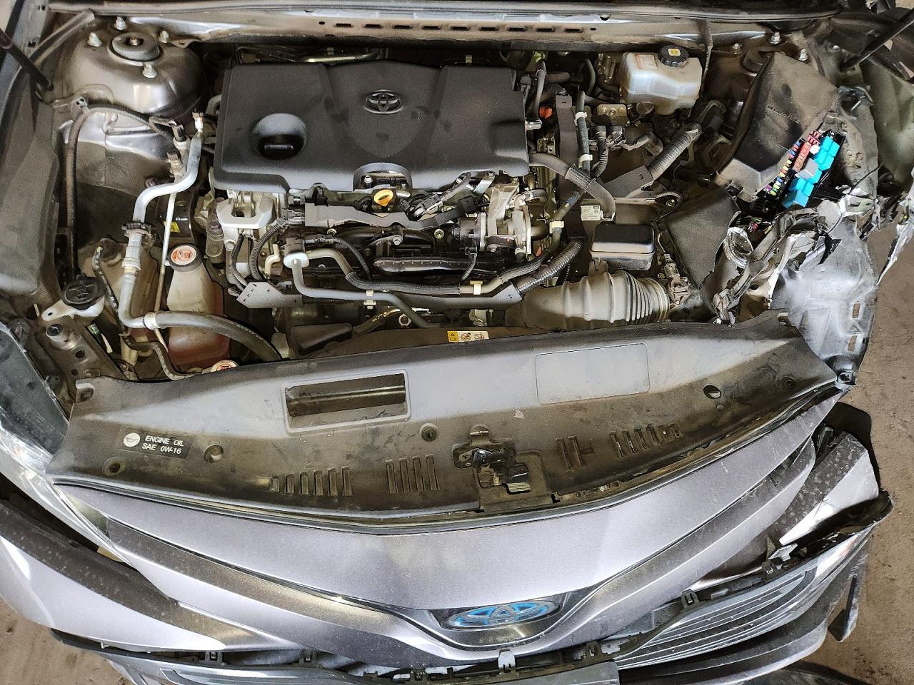 2020 TOYOTA CAMRY LE photo 11