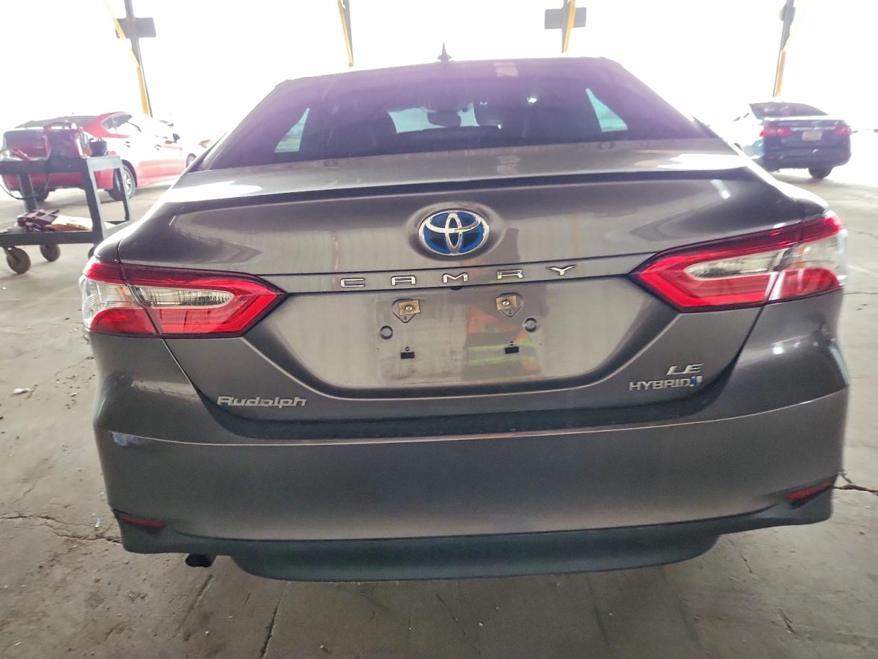 2020 TOYOTA CAMRY LE photo 6