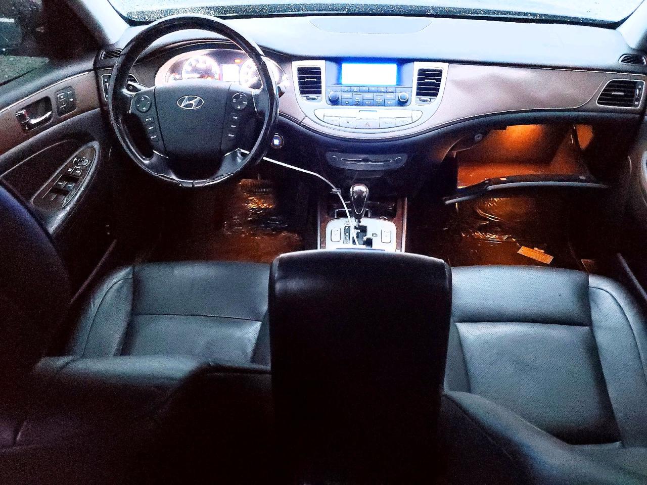 2009 HYUNDAI GENESIS 3.8L V6 photo 8