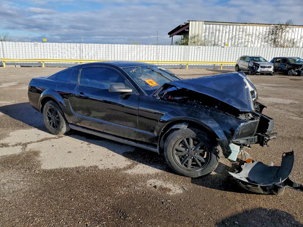 2008 FORD MUSTANG photo 4