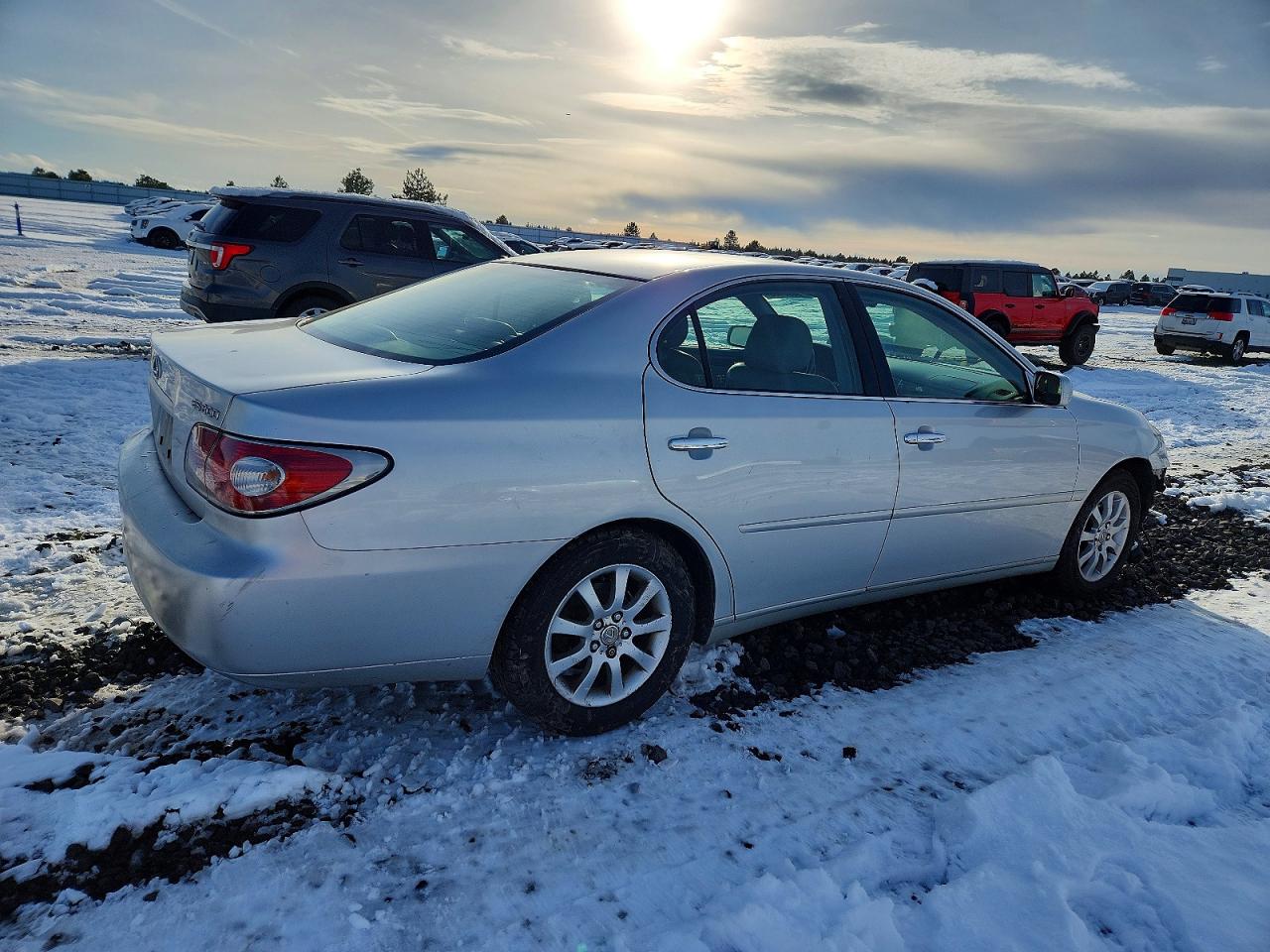 2002 LEXUS ES 300 photo 3