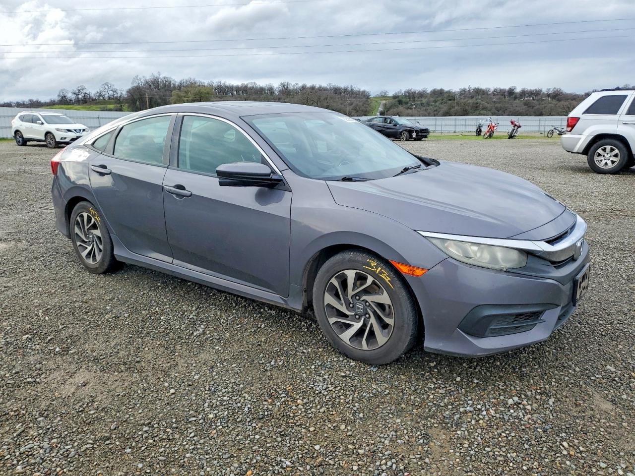2016 HONDA CIVIC EX photo 4