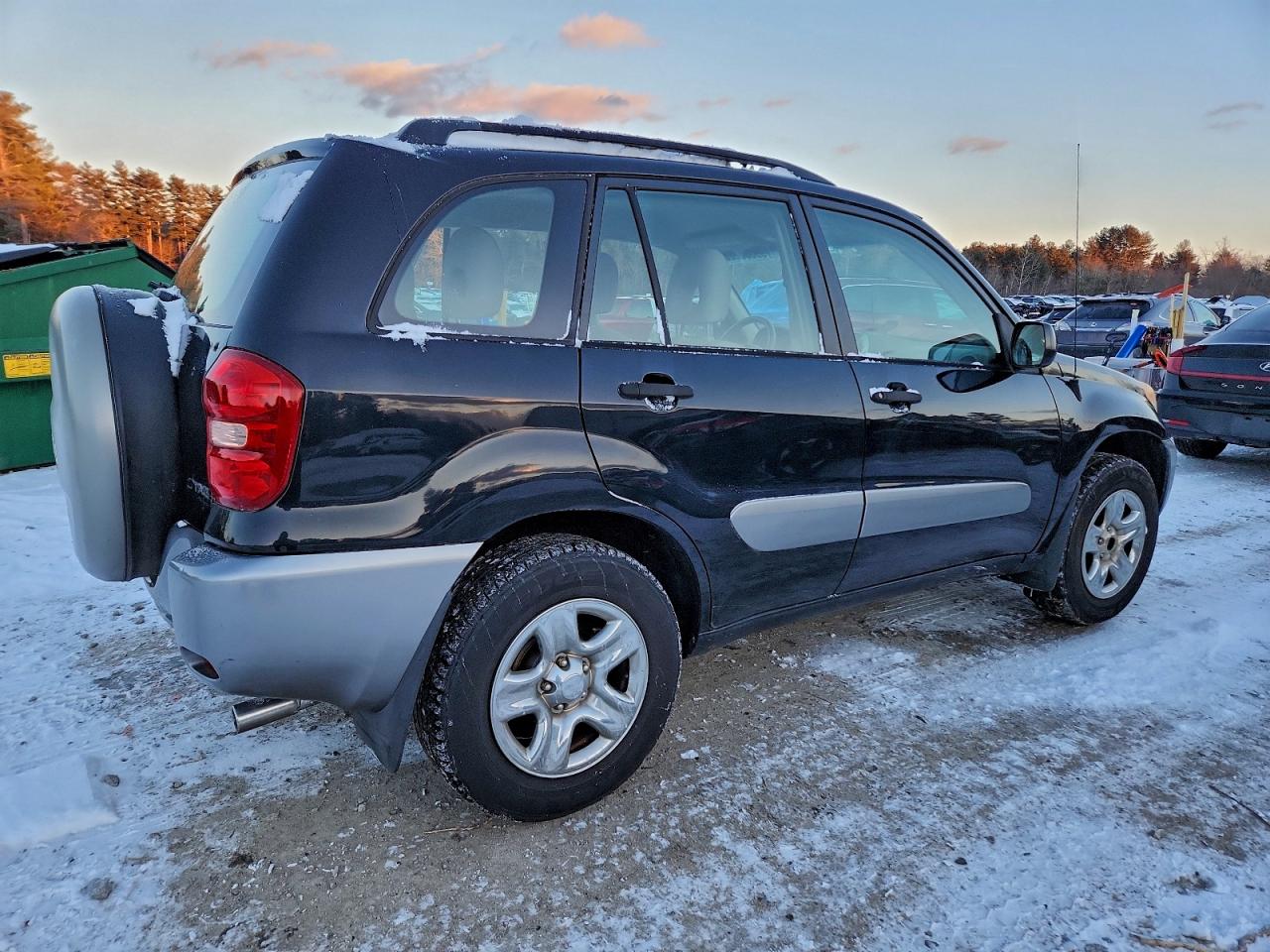 2005 TOYOTA RAV4 photo 5