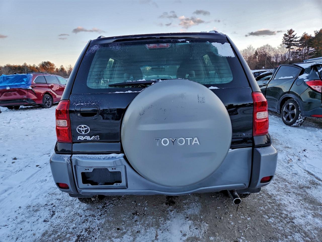 2005 TOYOTA RAV4 photo 11